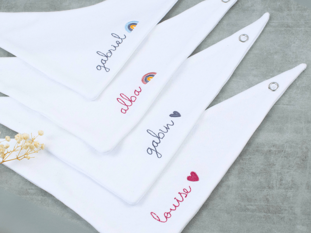 Bandanas pour bébé brodés personnalisable de plusieurs couleurs vue 5
