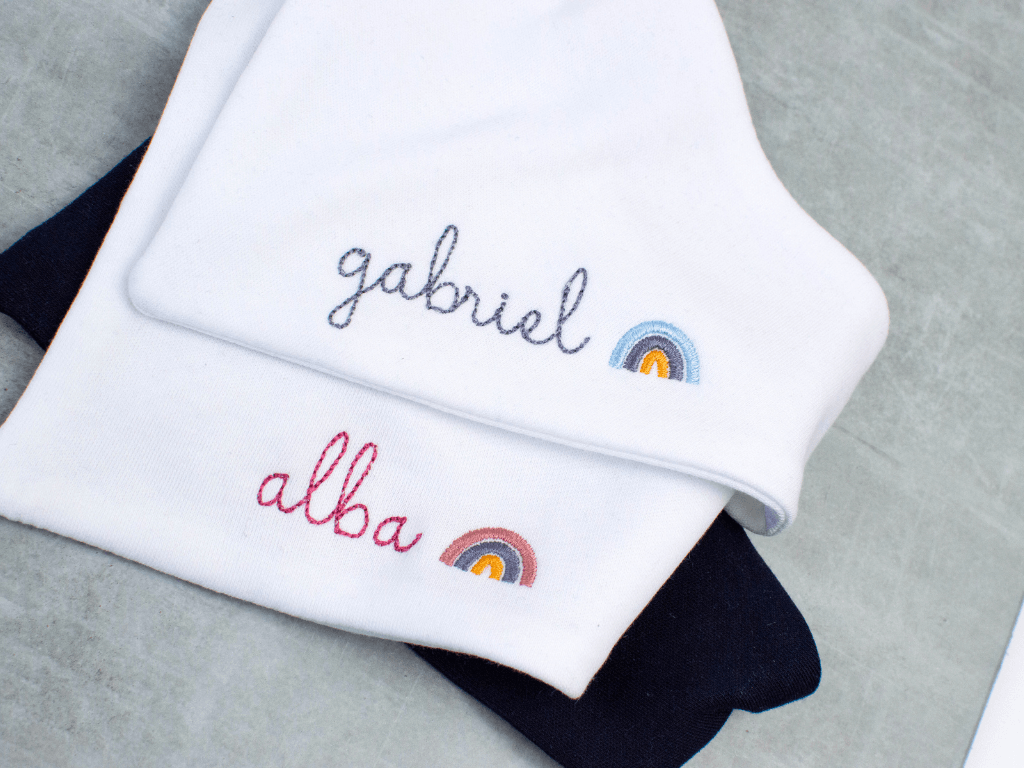 Bandanas pour bébé brodés personnalisable de plusieurs couleurs vue 6