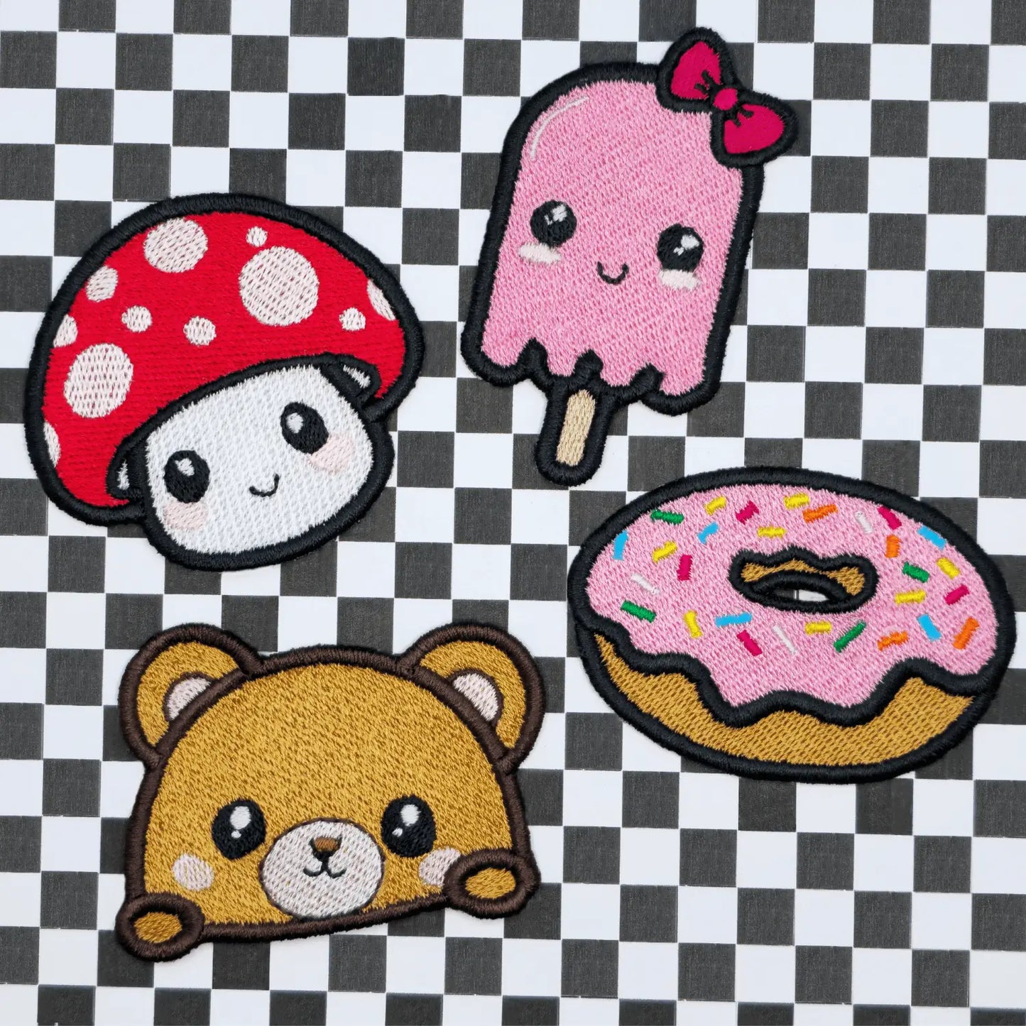 Ensemble de patchs thermocollants brodés kawaii
