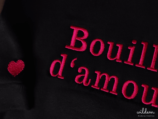 Sweat brodé bébé bouille d'amour vue 2