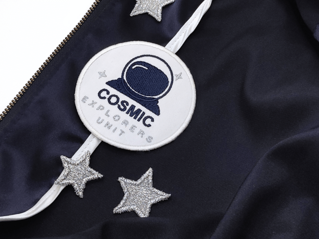 écussons thermocollants brodés astronaute et étoiles vue 3