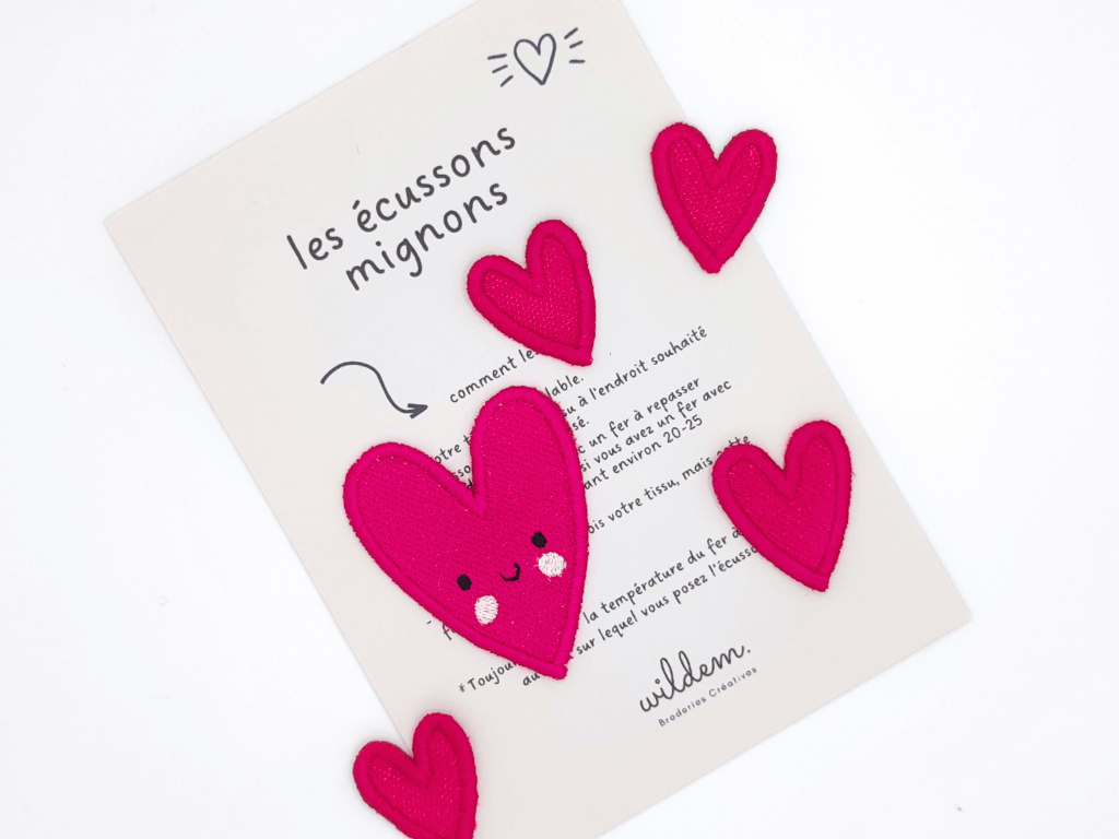 lot d'écussons brodés thermocollants cœurs