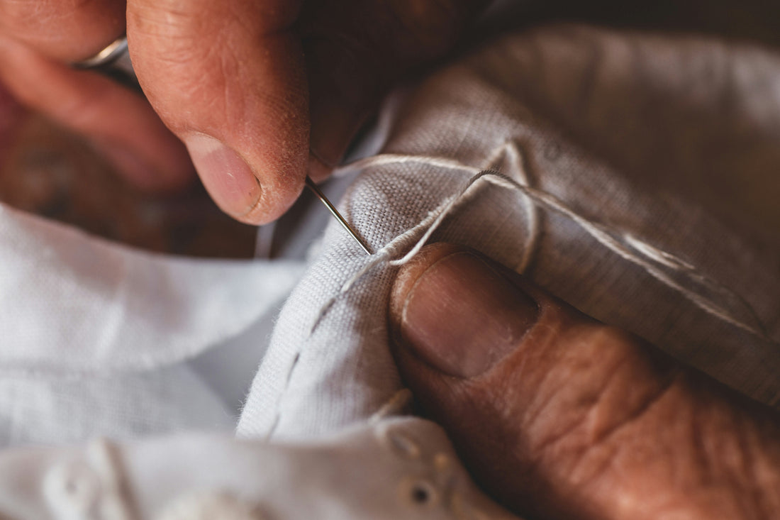 Pourquoi le t-shirt personnalisé brodé est l'accessoire tendance à avoir dans sa garde-robe ?