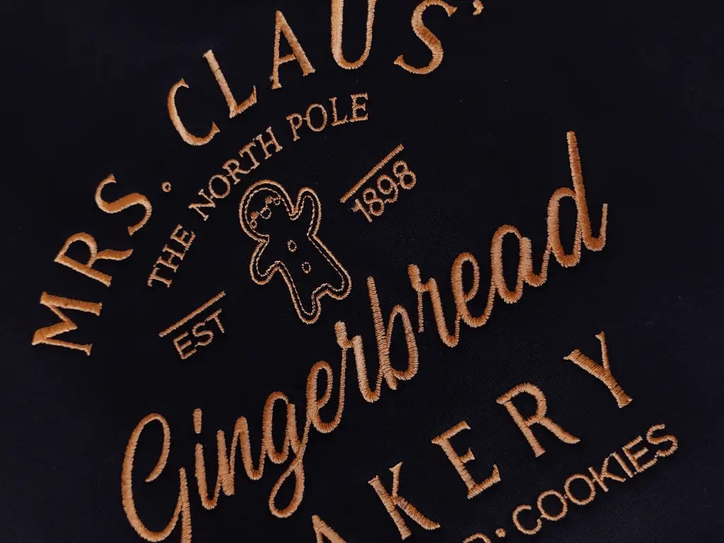 Pull de noël brodé homme et femme