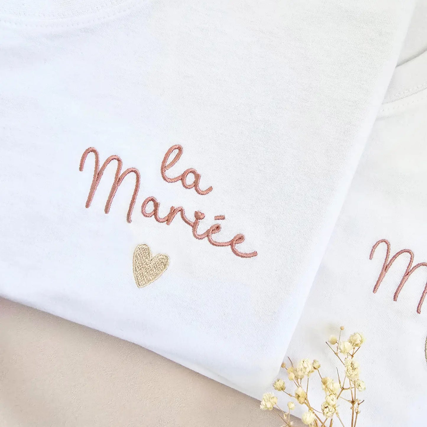 Tee shirt brodé pour EVJF personnalisé la mariée